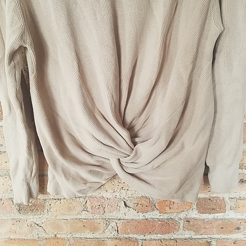 NWOT - Amaryllis Oatmeal Twist-Front Pullover 3X